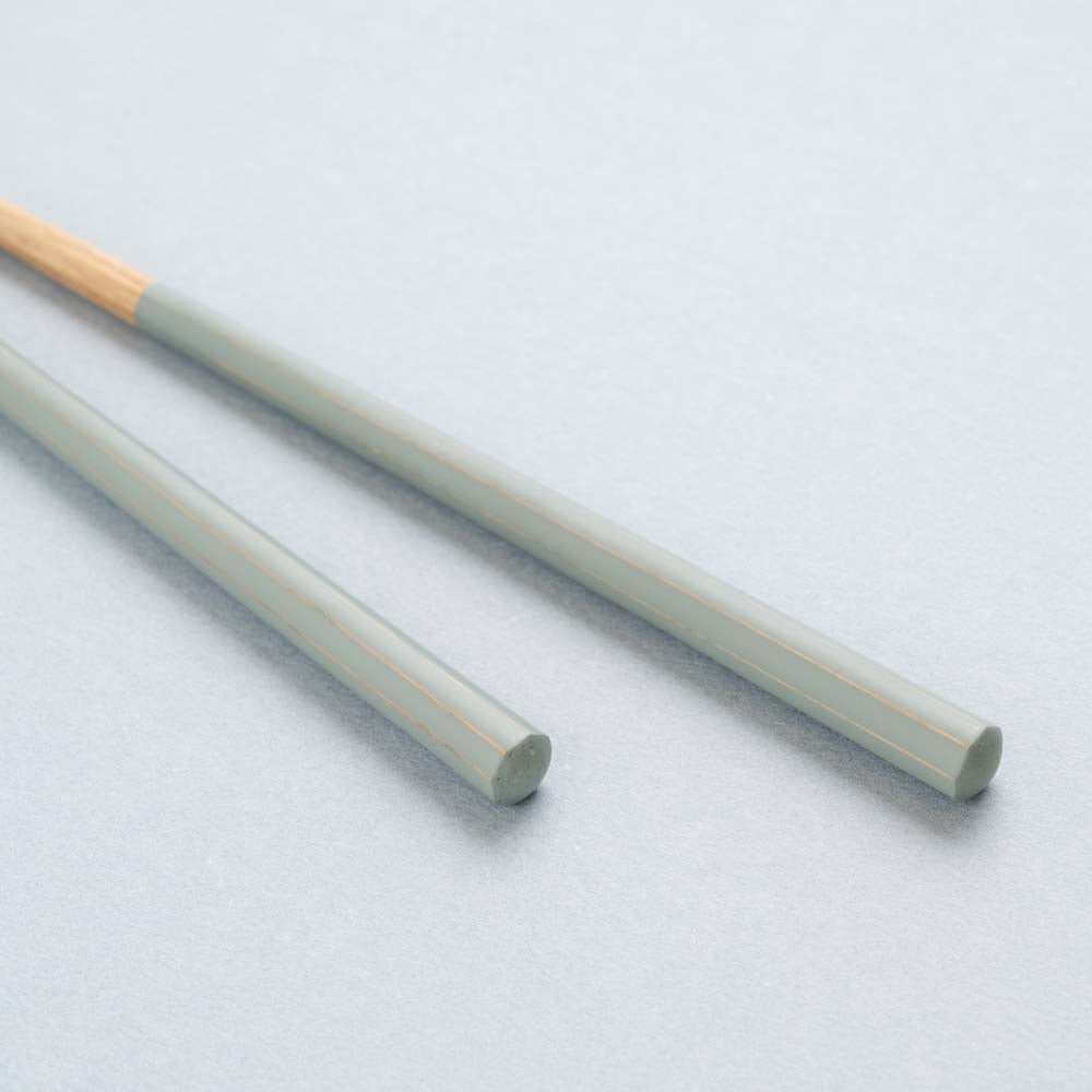 Hashikura Season 01 | Kumoiro (Sage Green) with Chopstick Holder - CHERRYSTONE
