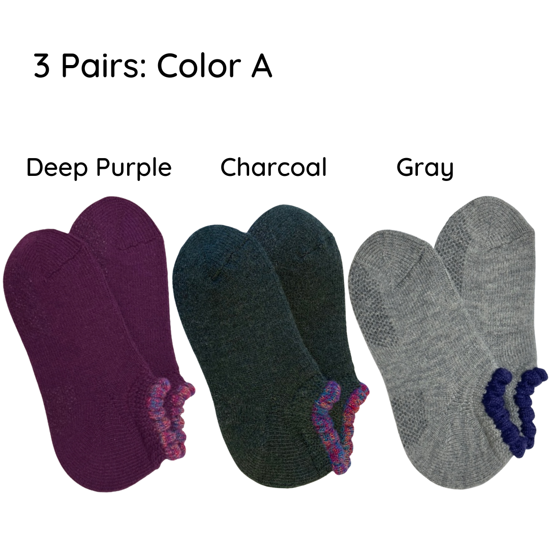 3 PAIRS PACK | Thermal Short Slipper Socks | With Grips | Medium 
Thermal Wool Blend Slipper Socks offer style and warmth. Brushed inner pile provides cushioning and retains heat, while the wool blend adds softness. Secure grips on soles prevent slipping, and a loose cuff with shell-shaped trim adds comfort.
-CHERRYSTONEstyle