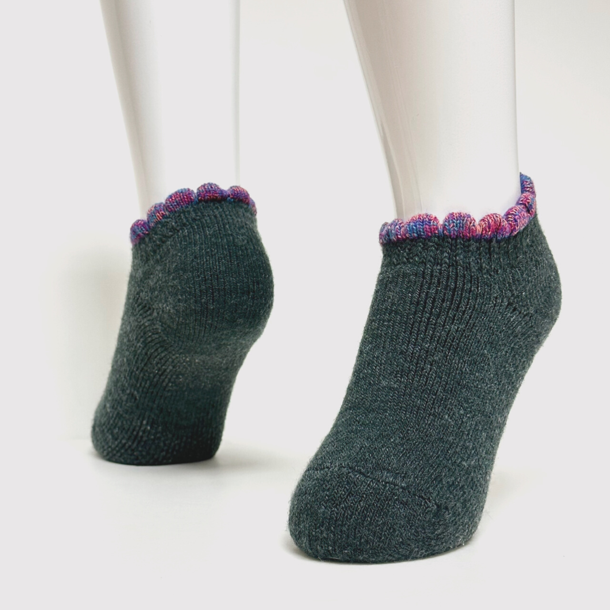 CHERRYSTONE® Thermal Wool Blend Slipper Socks with Grips | Size Medium | Charcoal with  Mixed Color Picot Trim - CHERRYSTONEstyle