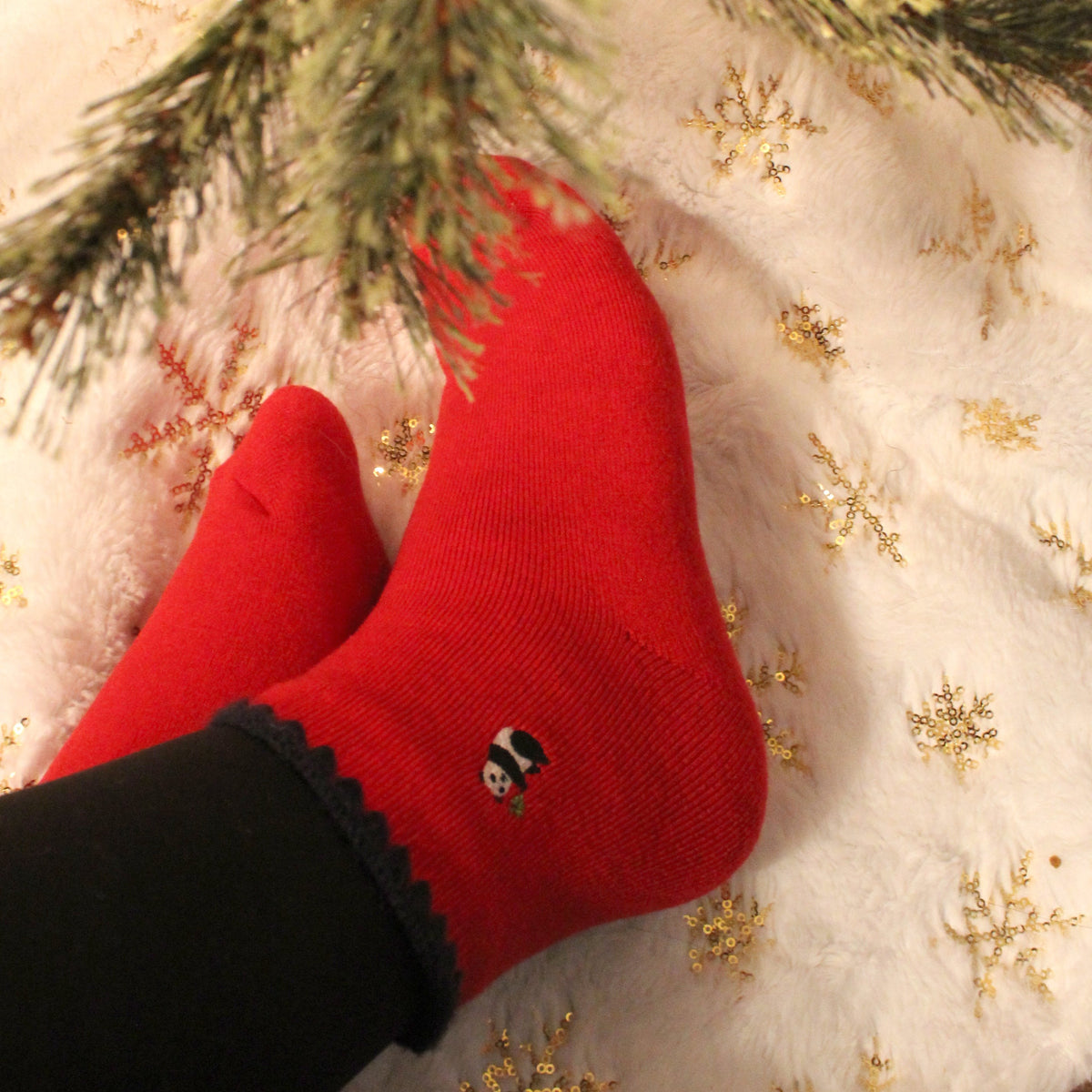 2 Colors Pairs Set | Handcrafted Panda Embroidery Wool Crew Socks Set | Medium | 2 Colors - CHERRYSTONEstyle