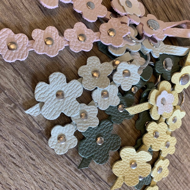 Purse charm - Flower Keychain