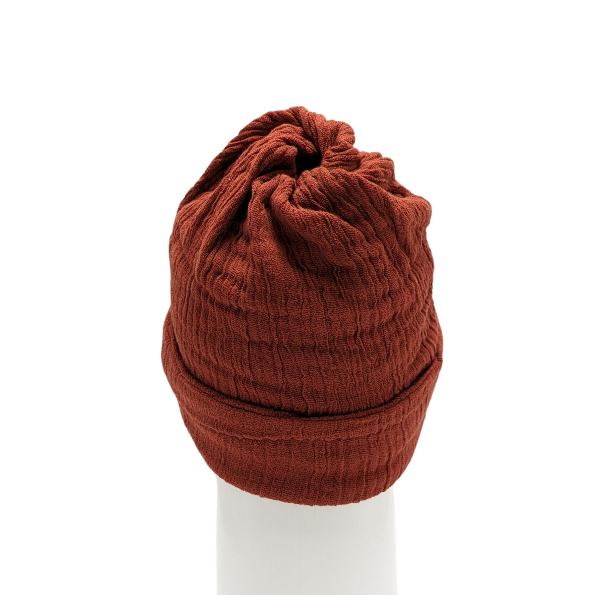 3-Way Versatile Cotton Beanie. Made from 100% breathable cotton gauze, featuring a soft and lightweight design. This beanie can be transformed into a neck warmer, face mask, turban, or headband.
CHERRYSTONEstyle