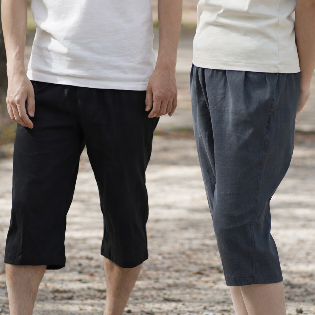 Our Cool, Stretchy, Comfy Lounge Pants made from 100% cotton. Crafted with traditional Japanese woven fabric, they’re cool, breathable, and sweat-absorbing, with a dry-touch texture that keeps them from sticking to the skin. Includes a pocket on the back side. Travel-friendly, folds compactly.
CHERRYSTONEstyle