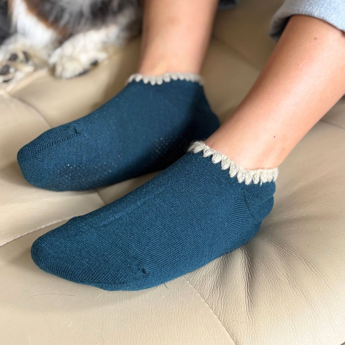 Handcrafted Wool Slipper Socks | Medium. Warm & cozy, luxurious merino wool, perfect gifts and great companions for travels. CHERRYSTONEstyle