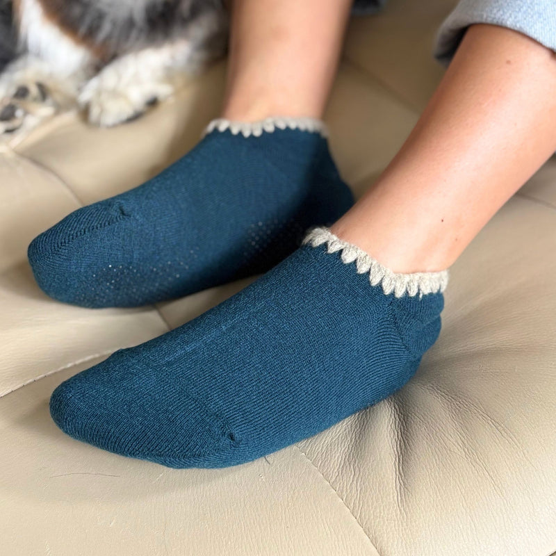 Handcrafted Wool Slipper Socks | Medium. Warm & cozy, luxurious merino wool, perfect gifts and great companions for travels. CHERRYSTONEstyle