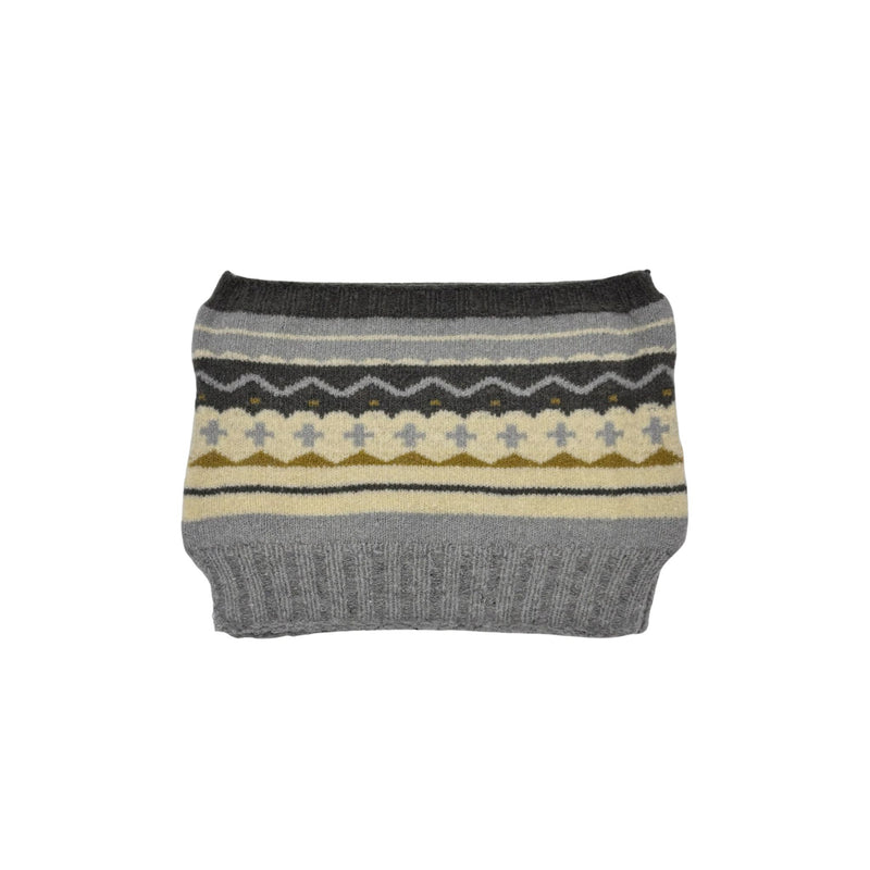 Lightweight silk blend neck warmer in calm chic colors, worn around the neck or styled as a headband. CHERRYSTONEstyle