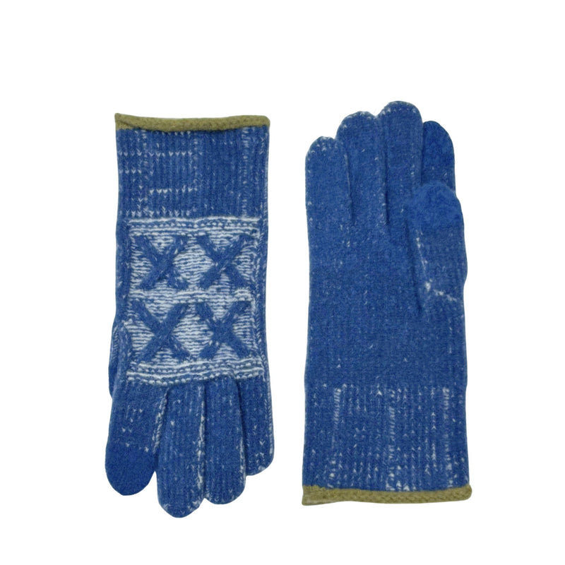 Thermal self-heating gloves made with soft Shu-Cream yarn and touchscreen-friendly fingertips.