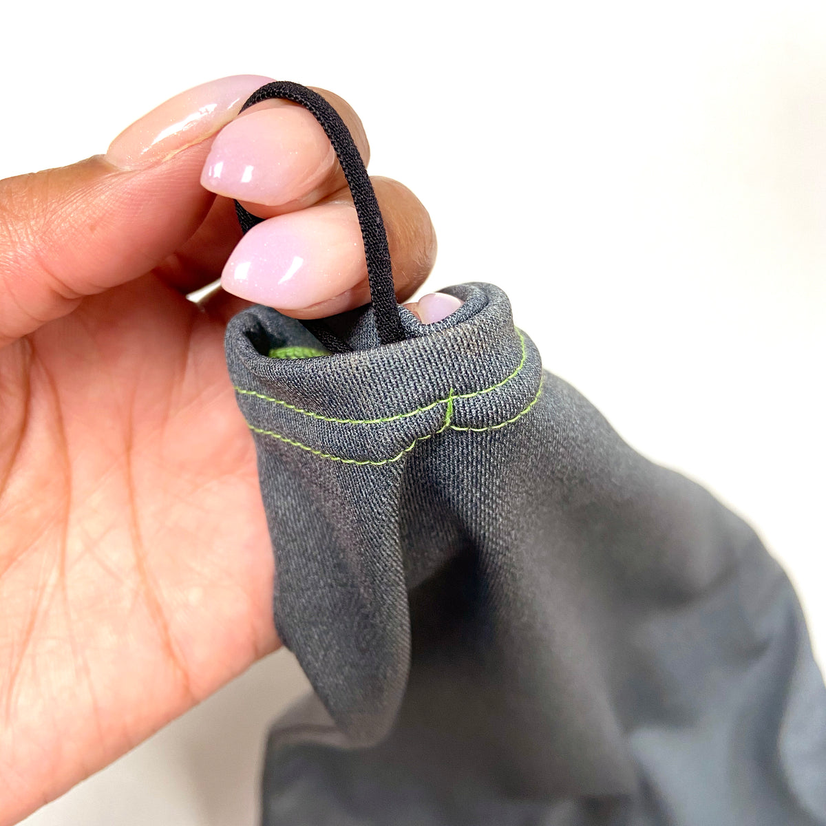 Quick Dry Unisex Gaiter Face Mask with Ear Loops
-CHERRYSTONEstyle