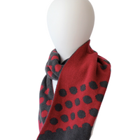 Thermal Self-Heating Reversible Dots Scarf