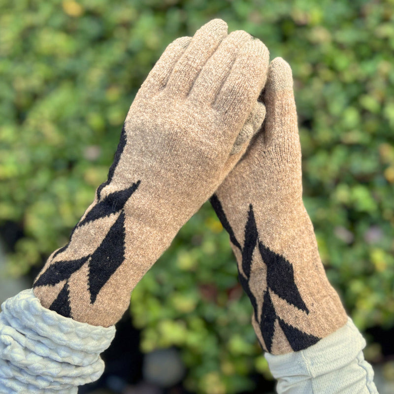 Thermal Self-Heating Gloves | Touchscreen Friendly