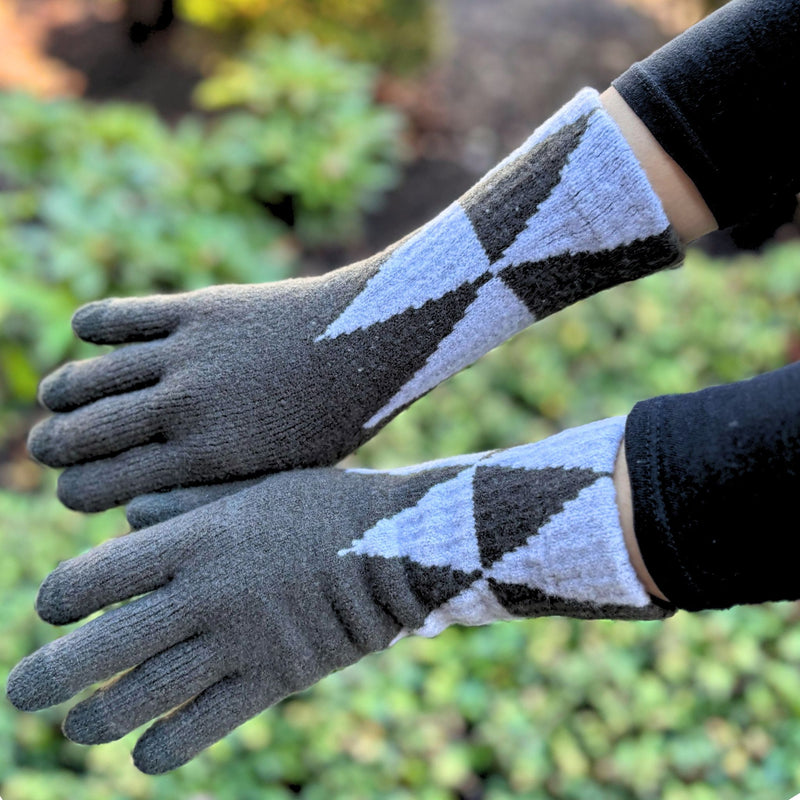 Thermal Self-Heating Gloves | Touchscreen Friendly