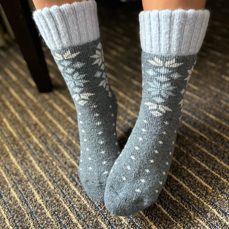 Thermal Snow Crystal Merino Wool Blend Slipper Crew | with Grips | Unisex Large, 4 colors, warm & cozy, Stylish Snowflake Pattern, Thick Ribbed Cuff, fleece lining, perfect gifts, CHERRYSTONEstyle