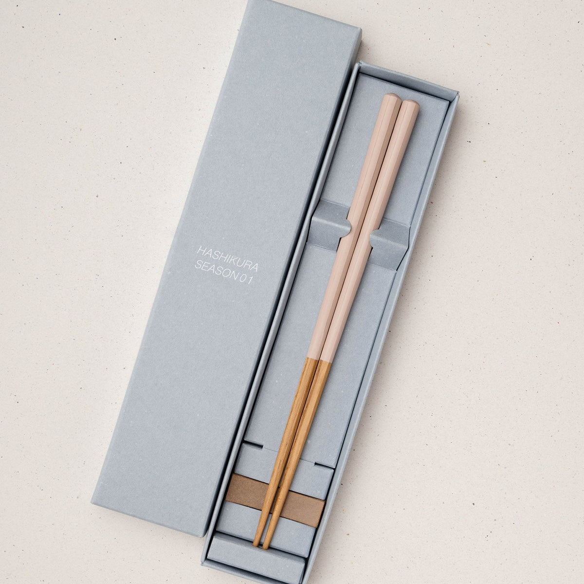 Hashikura Season 01 | Kazeiro (Light Pink) with Chopstick Holder - CHERRYSTONE