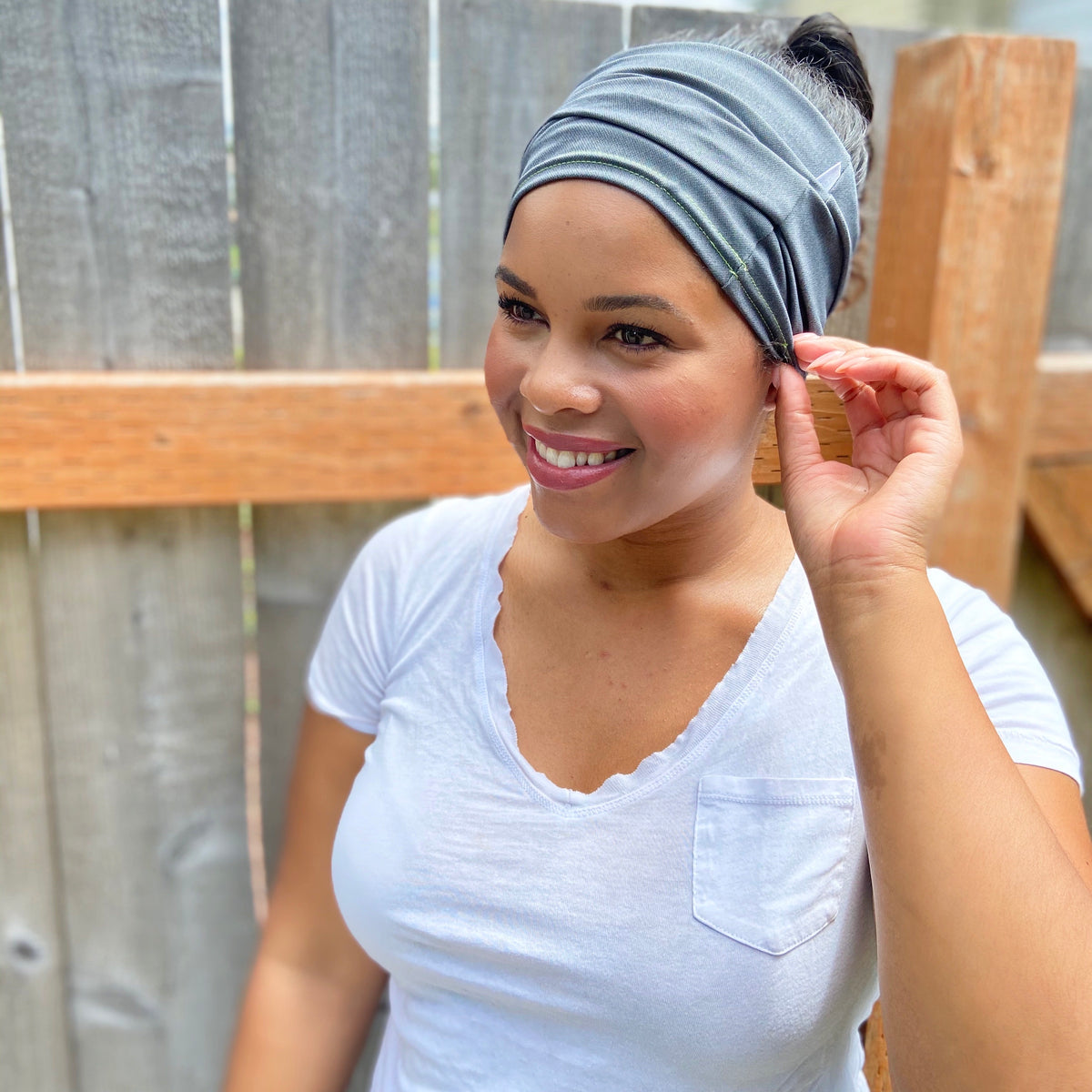 Quick Dry Unisex Gaiter Face Mask with Ear Loops
-CHERRYSTONEstyle
