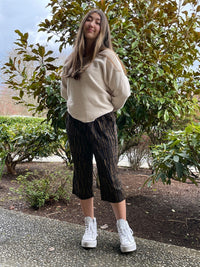 Steteco Relaxed Stretchy 3/4 Lounge Pants in a Gift Box | Stripe Rain | Gray | Size XS-S or M - CHERRYSTONEstyle