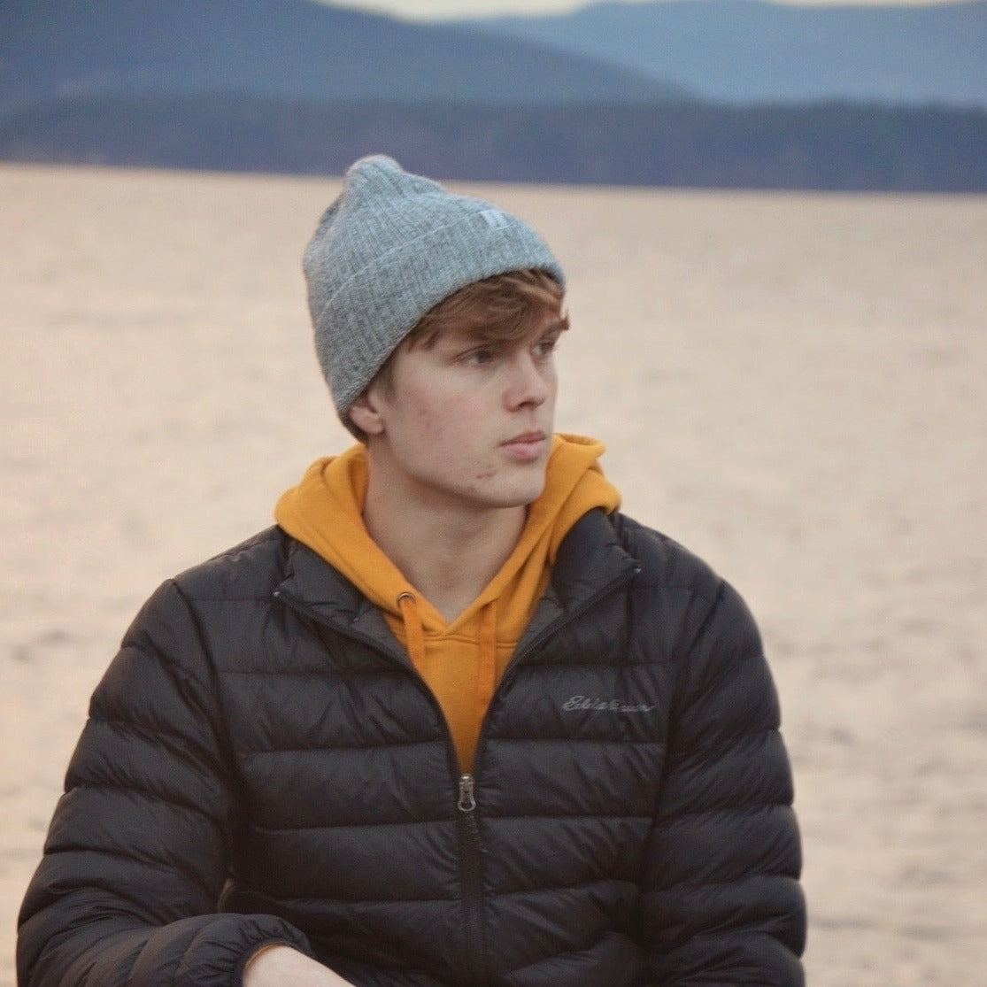 Recycled Wool-Blend Knit Beanie | UNISEX | Charcoal Gray - CHERRYSTONEstyle