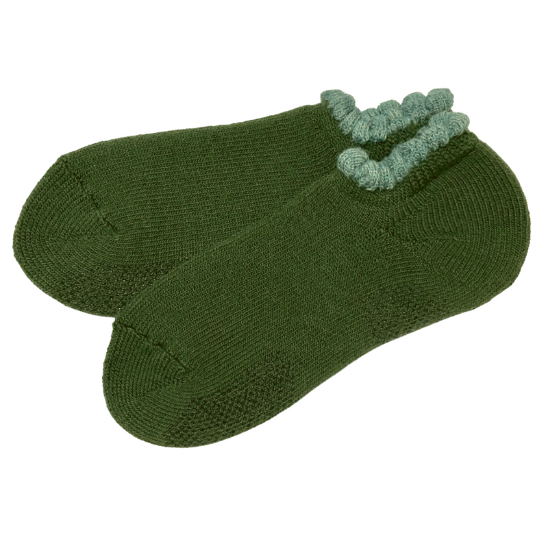 Thermal Soft-Opening Short Slipper Socks | With Grips | Large. Stylish wool blend slipper socks with plush cushioning and heat-retaining brushed inner pile. Soft outer, secure grips on the soles, and fluffy trim for added comfort. Perfect gift ideas.