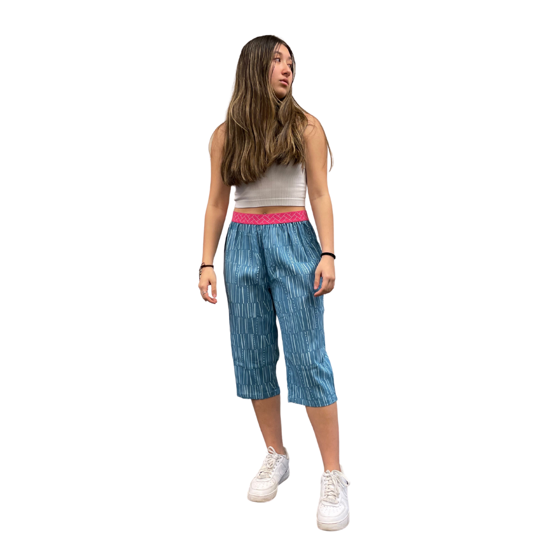 Steteco Relaxed Stretchy 3/4 Lounge Pants in a Gift Box | Stripe Rain | Light Blue | Size XS-S or M - CHERRYSTONEstyle